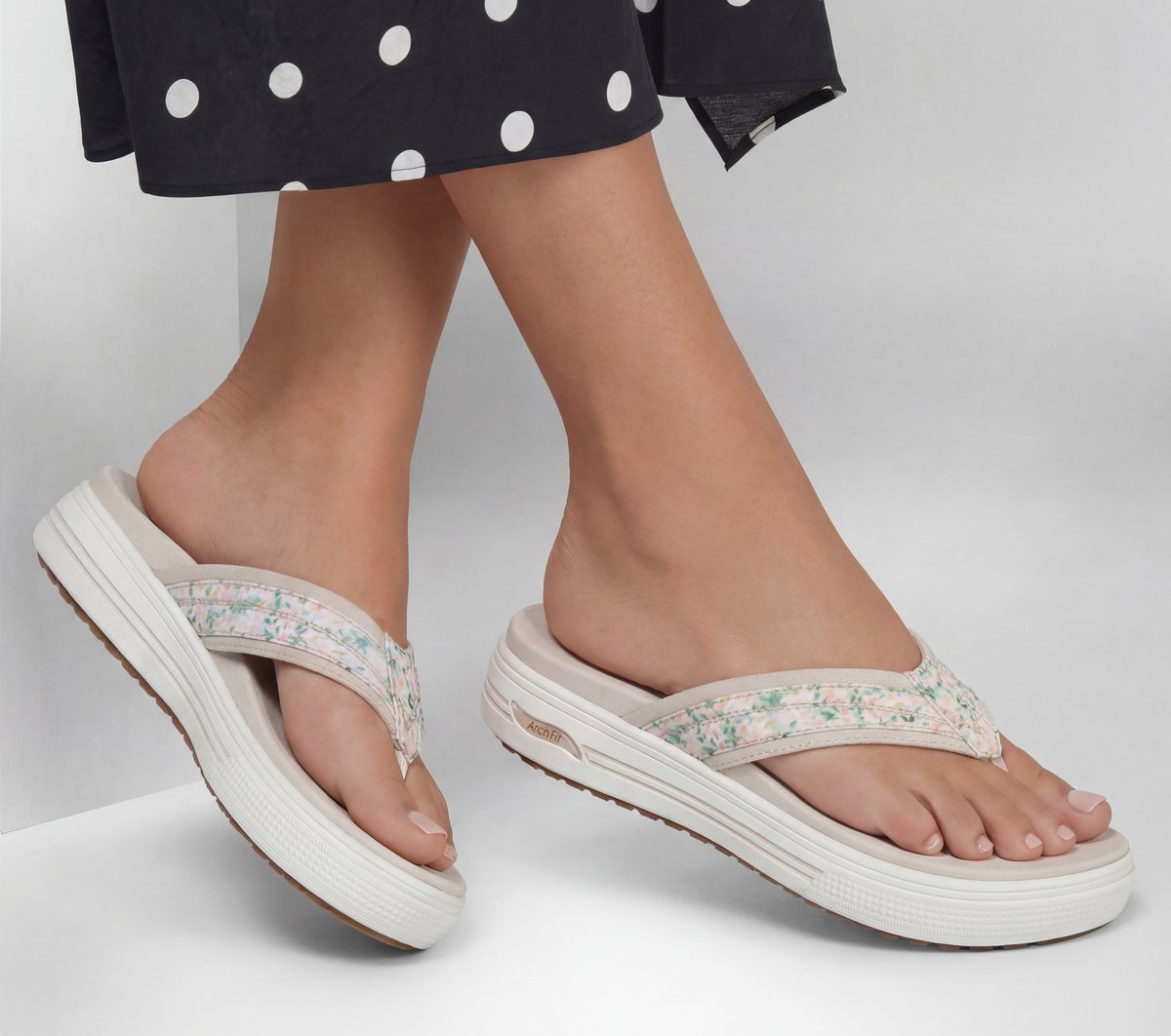Skechers Quality | Arch Fit Arcade Sandal - Flora Friends